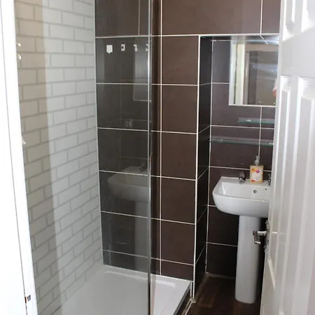 Διαμέρισμα York Place Beautiful 5 Bedrooms Sleeps 9 *