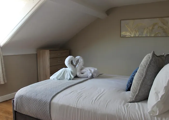 York Place Beautiful 5 Bedrooms Sleeps 9 Appartement *