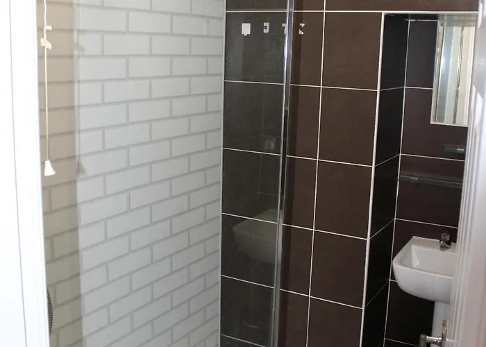 York Place Beautiful 5 Bedrooms Sleeps 9 * スカーバラ